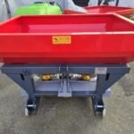 Distribuitor de îngrășăminte 800 litri